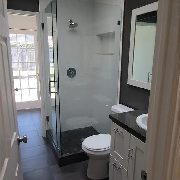 8901 Shore Cir — Photo 10