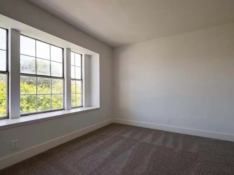 904 Jana Dr — Photo 13