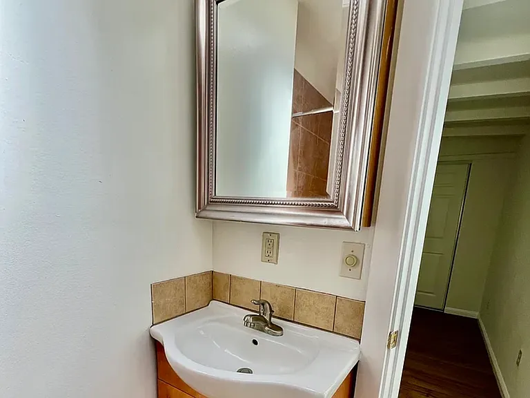 Ward St — Photo 9