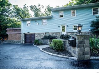 102 Duncan Ave, Cornwall On Hudson, NY 12520