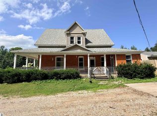 10891 S Lucas Rd, Mc Bain, MI 49657