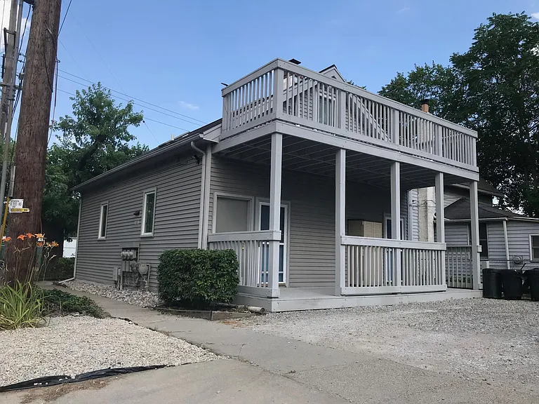 633 N Huron St — Photo 1