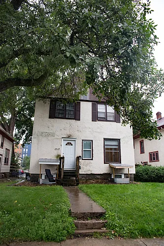 1212 Como Ave SE Photo 1