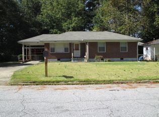 2413 Wood Valley Dr, East Pt, GA 30344