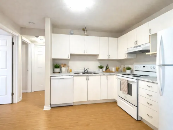 360 Acadie Ave, Dieppe, NB E1A 1H1