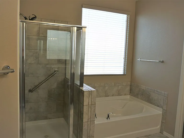1858 Prairie Grass Dr — Photo 22