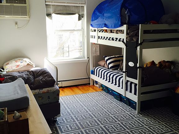 4th image of 182 Degraw St #2