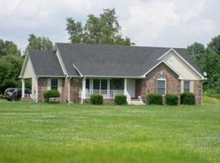 2849 Old Greenbrier Pike, Greenbrier, TN 37073