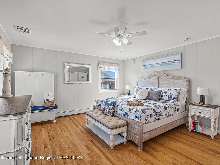 1404 Oceanfront #UPPER — Photo 34