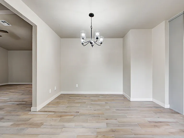 501 N Morgan Dr — Photo 19
