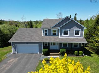 80 Burris Dr, Colchester, NS B6L 3B6