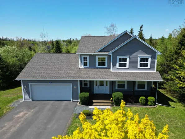 80 Burris Dr, Colchester, NS B6L 3B6