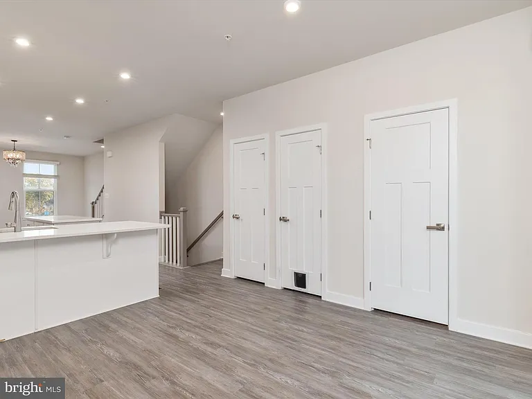 559 Levanna Lane Gln — Photo 20