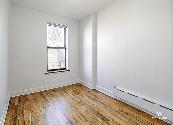 Rented by Warburg | media 32