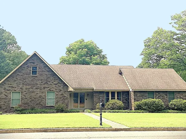 1551 Cordova Rd, Germantown, TN 38138