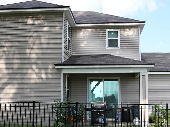 5th image of 3077 Holly Grove Ln
