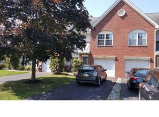 718 Martingale Rd, Schwenksville, PA 19473