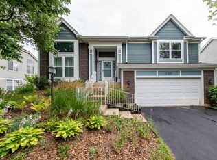 263 Pembrook Ln, Mundelein, IL 60060