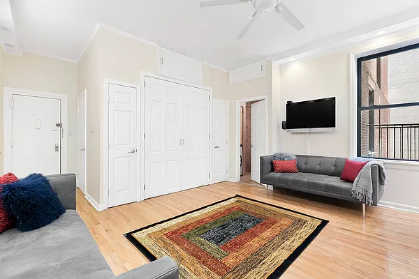 Sold by Compass | media 4