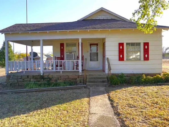405 3rd St, Red Rock, OK 74651