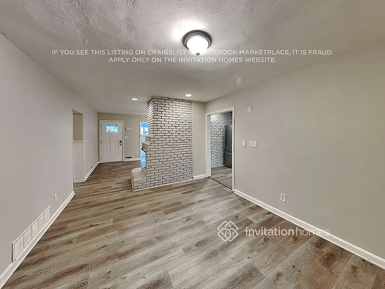1921 Cindy Dr — Photo 17