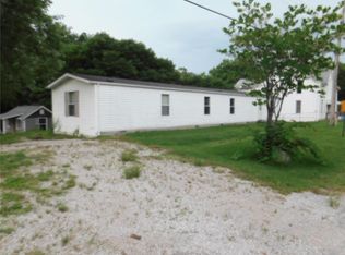 2137 Main St, --, IL 62279