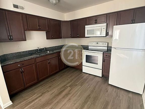 4th image of 9633 20th Bay St Unit 1