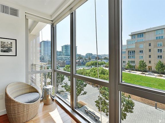 4th image of 255 Berry St APT 323
