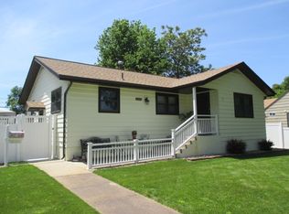 1609 9th St, Columbus, NE 68601