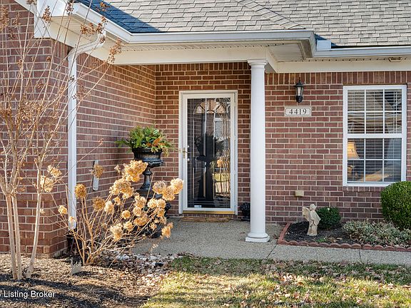 3rd image of 4419 Garden Leaf Dr