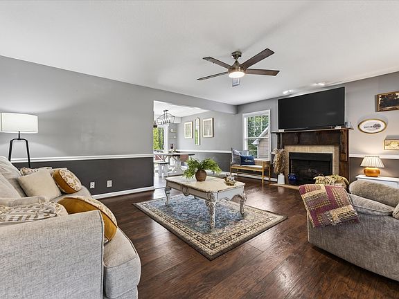 4th image of 1008 Ishee Dr
