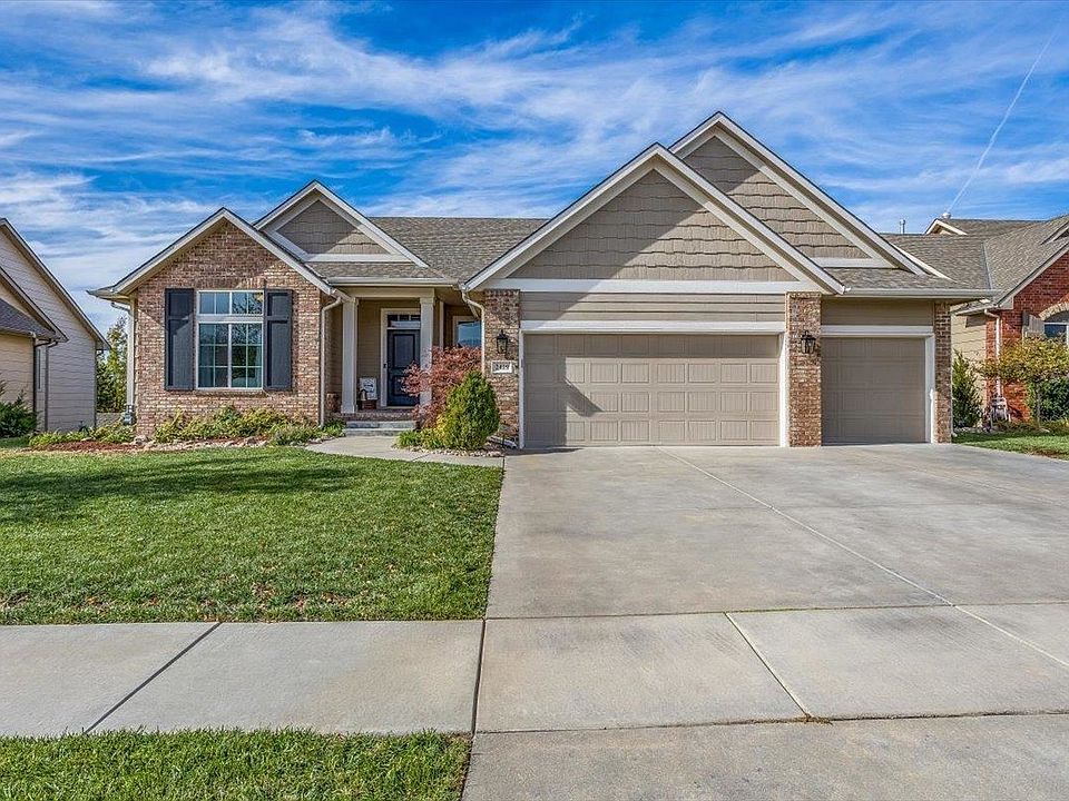 1st image of 2419 N Sawgrass Ct