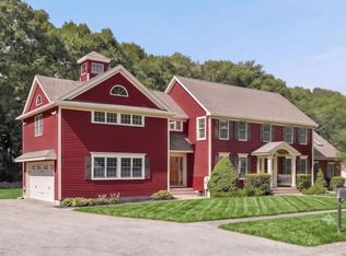 12 Merrifields St, Rowley, MA 01969