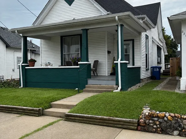 219 W Locust St, Shelbyville, IN 46176
