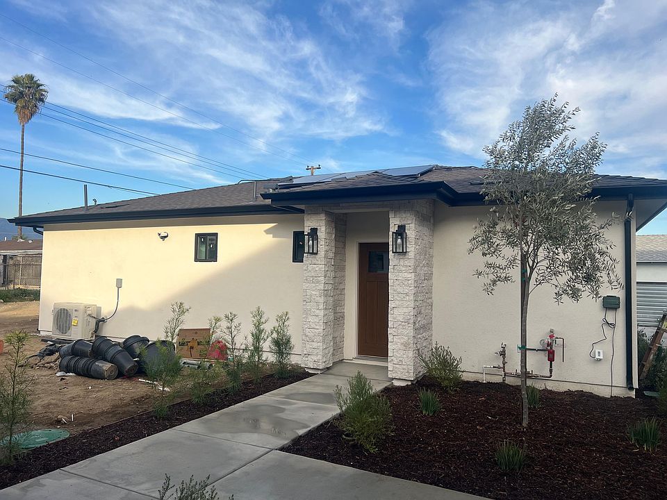 1st image of 11186 Vernon Ave #B