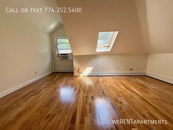 97 School St APT 304