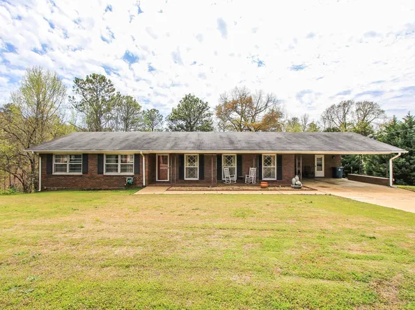 1321 Elizabeth Ct, Anniston, AL 36207