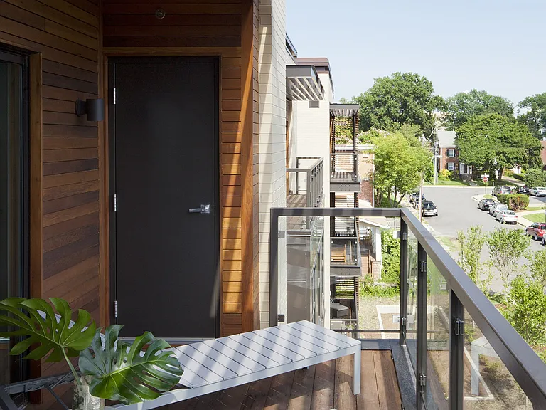 Ten Select — Photo 26