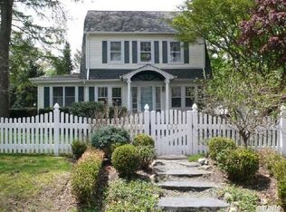 137 Seaview Ter, Northport, NY 11768