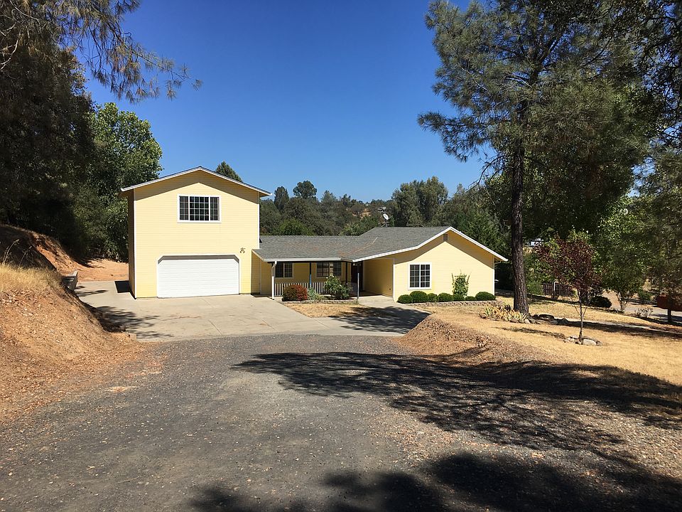 Large circle driveway