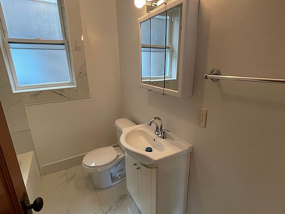 3rd image of 3001 N Leclaire Ave #1