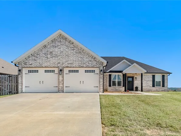 1180 Battery Dr, Prairie Grove, AR 72753