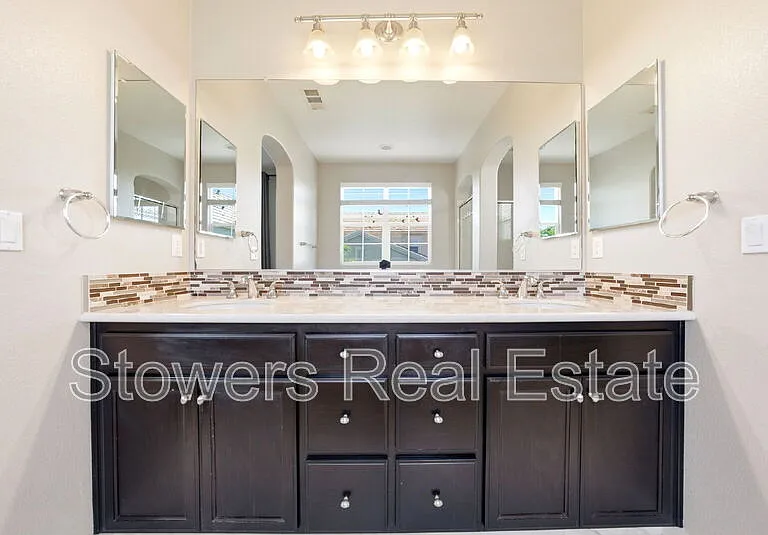 4502 Butterfly Creek Rd — Photo 31