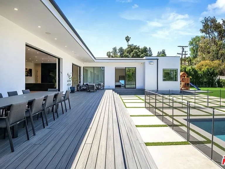 20141 Wells Dr — Photo 38