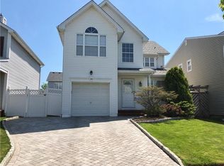 30 Senna Dr, Parlin, NJ
