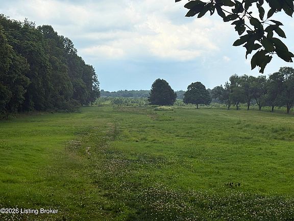 2nd image of 2330 New Shepherdsville Rd