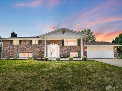 2111 Granada Dr, Dayton, OH, 45431