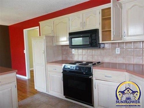 3rd image of 3017 N 72nd St