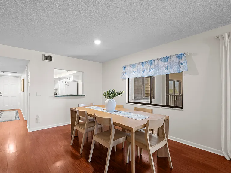 1104 Ben Franklin Dr #518 — Photo 19