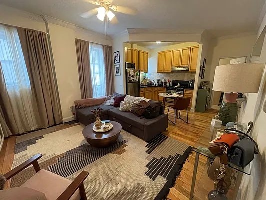 Rented by Living New York | media 10